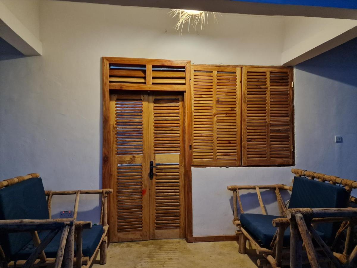 Mafia Island Bungalows Utende Екстер'єр фото