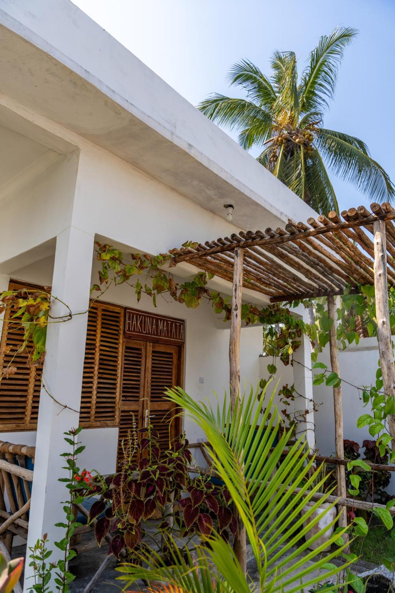 Mafia Island Bungalows Utende Екстер'єр фото